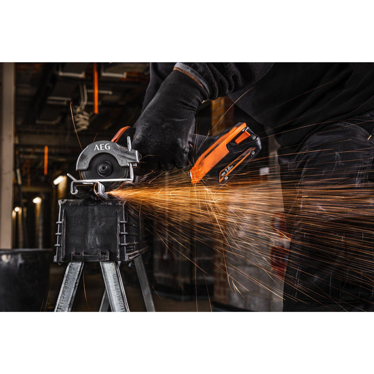 Fierăstrău multi-material AEG Fierăstrău multi-material SubCompact 18V, cu motor fără perii, BMMS18SBL-0, 4935472280