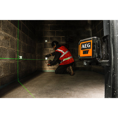 Nivelă laser AEG Nivelă Laser cu 2 linii în cruce, lumină verde, set cu accesorii, CLG220-K, 4935472254