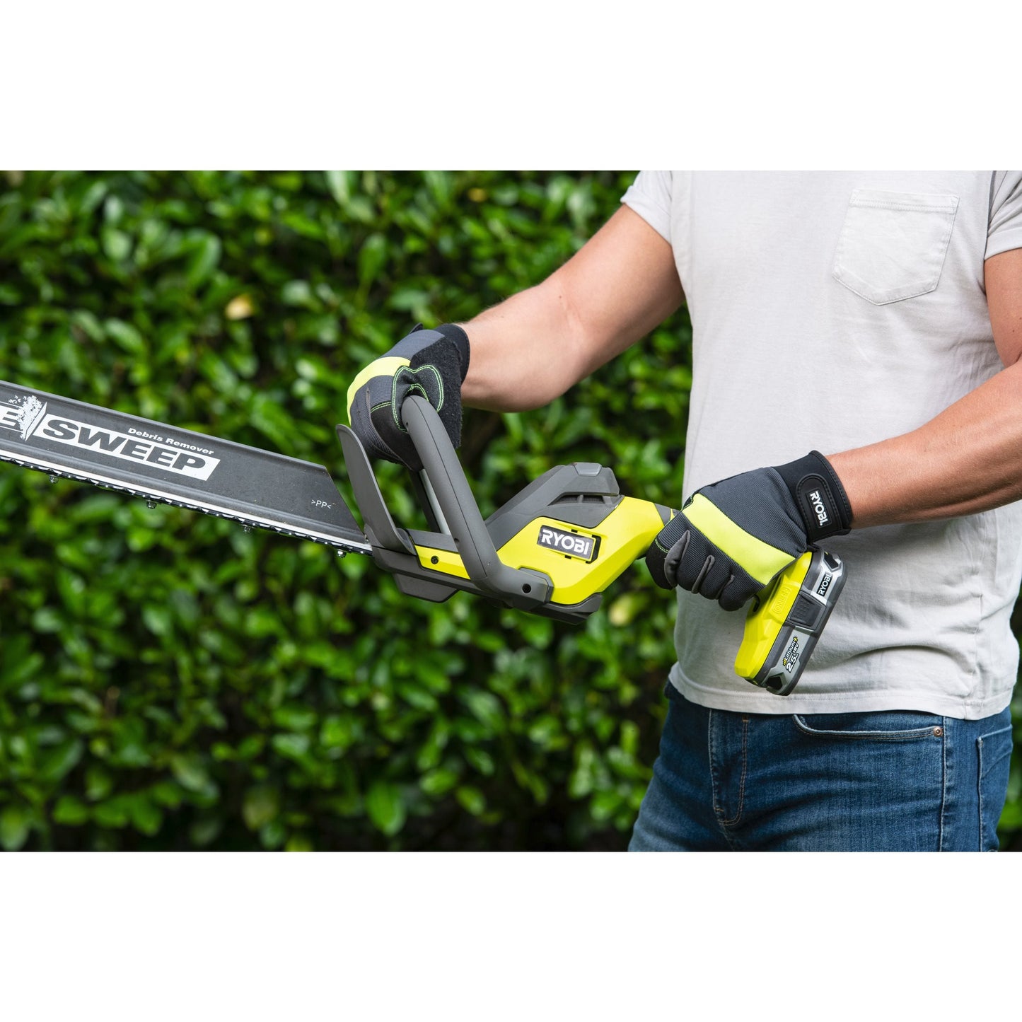 Foarfeca tuns gard viu 18V ONE+, lama 55cm, cu acumulator 2.0Ah - RY18HT55A-120