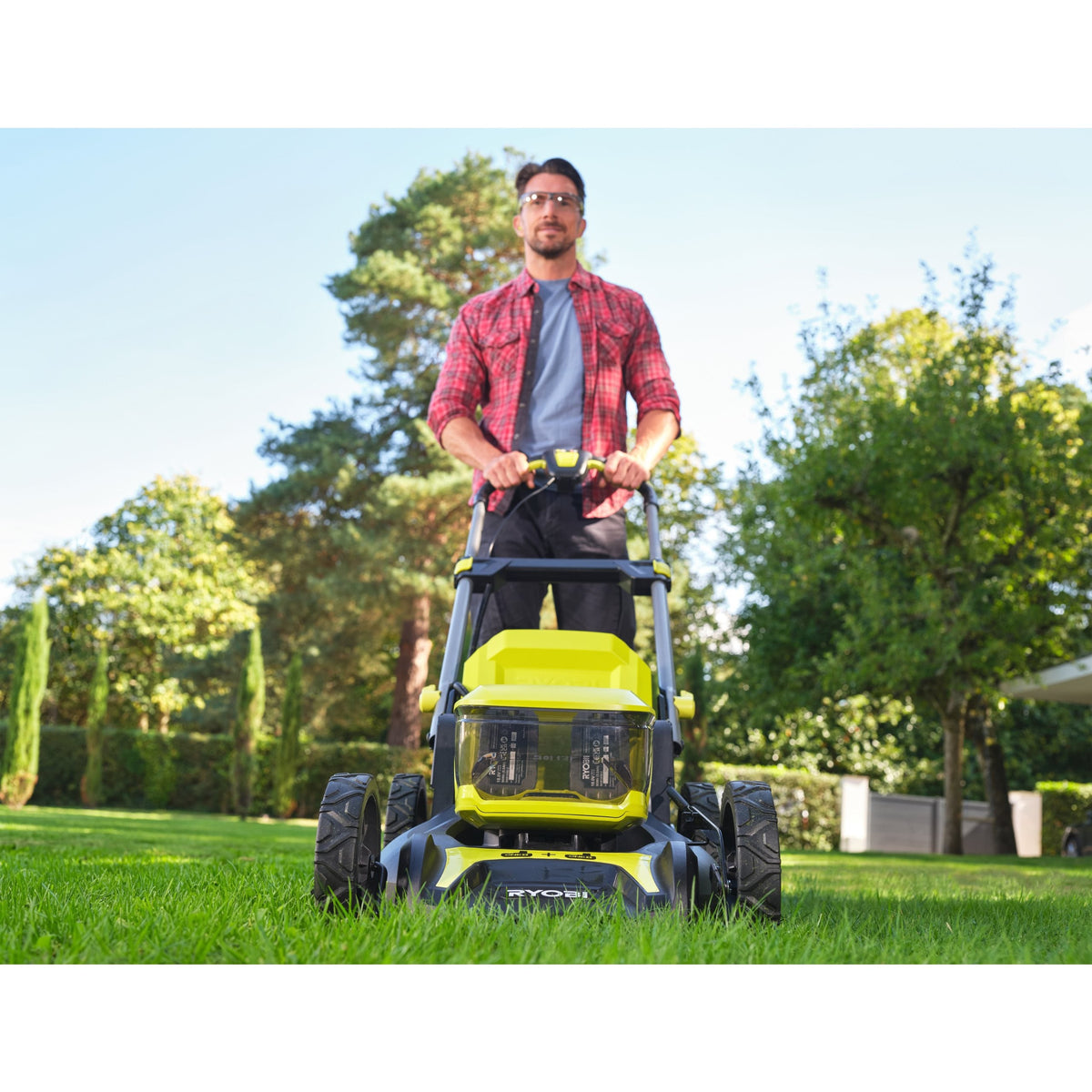 Masina de tuns gazon 18V ONE+ brushless, latime 46 cm, cu 2 acumulatori de 5.0Ah - RY18LMX46A-250